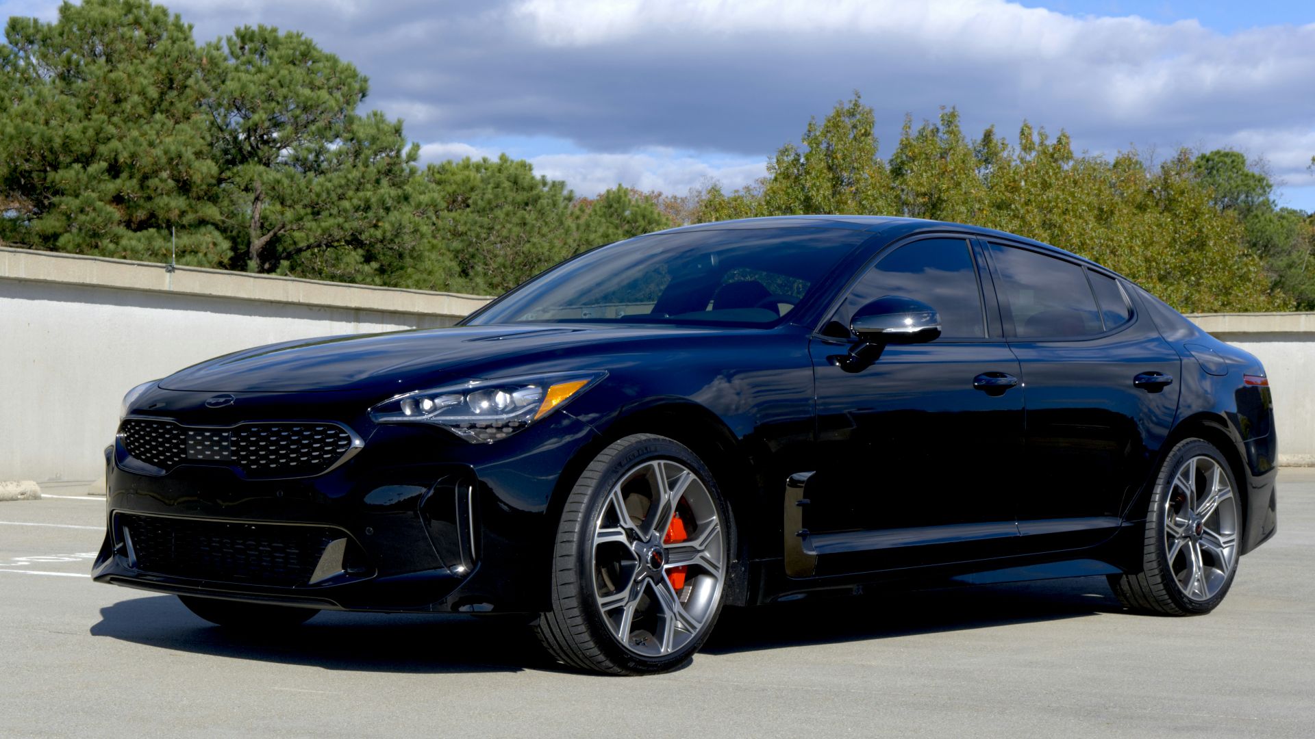 6. La berline fastback (Kia Stinger)
