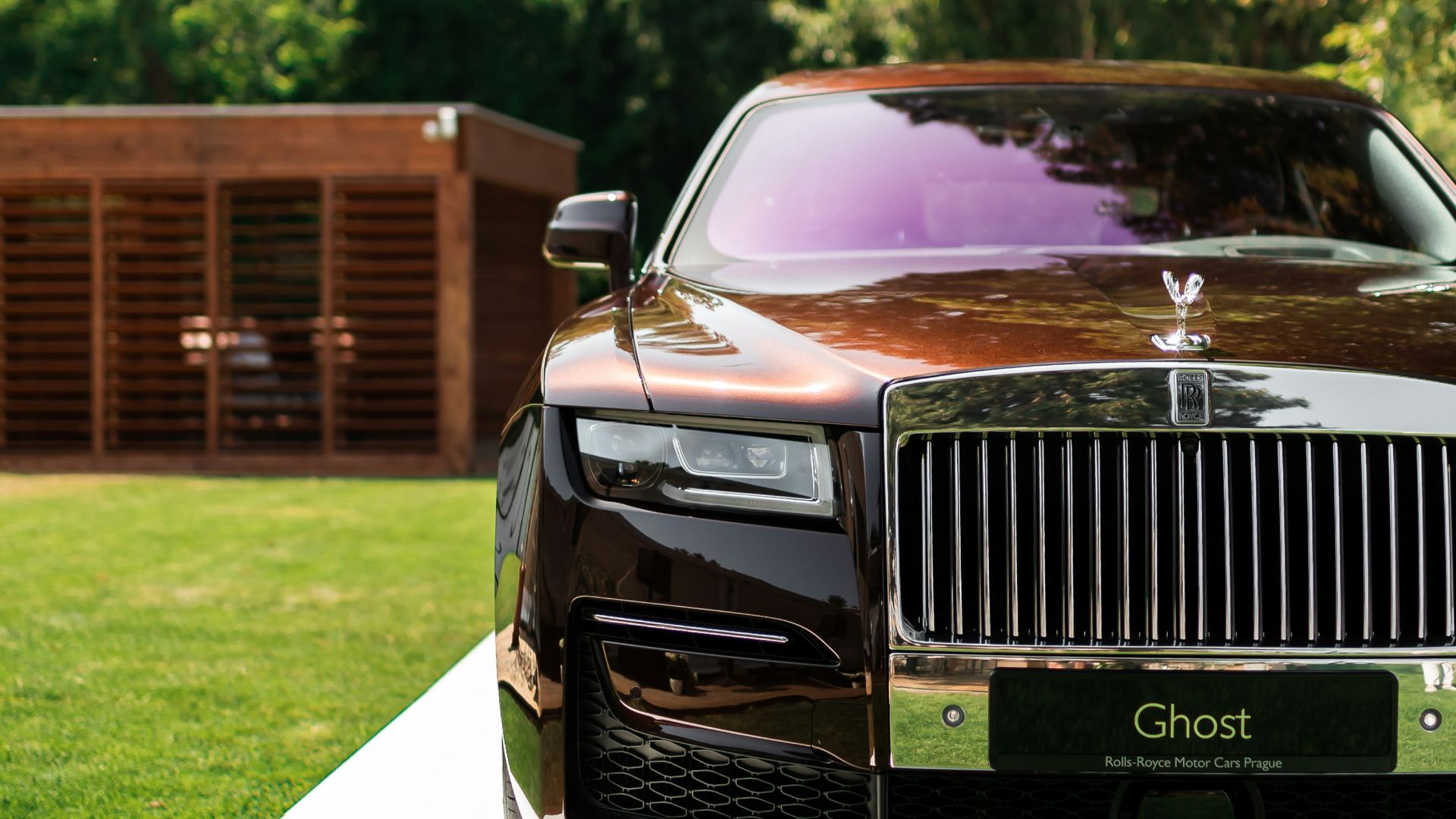 9. La voiture de luxe par excellence (Rolls-Royce Phantom)