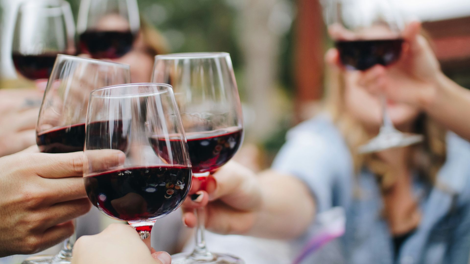 4. L'alcool fait davantage partie intégrante des repas quotidiens