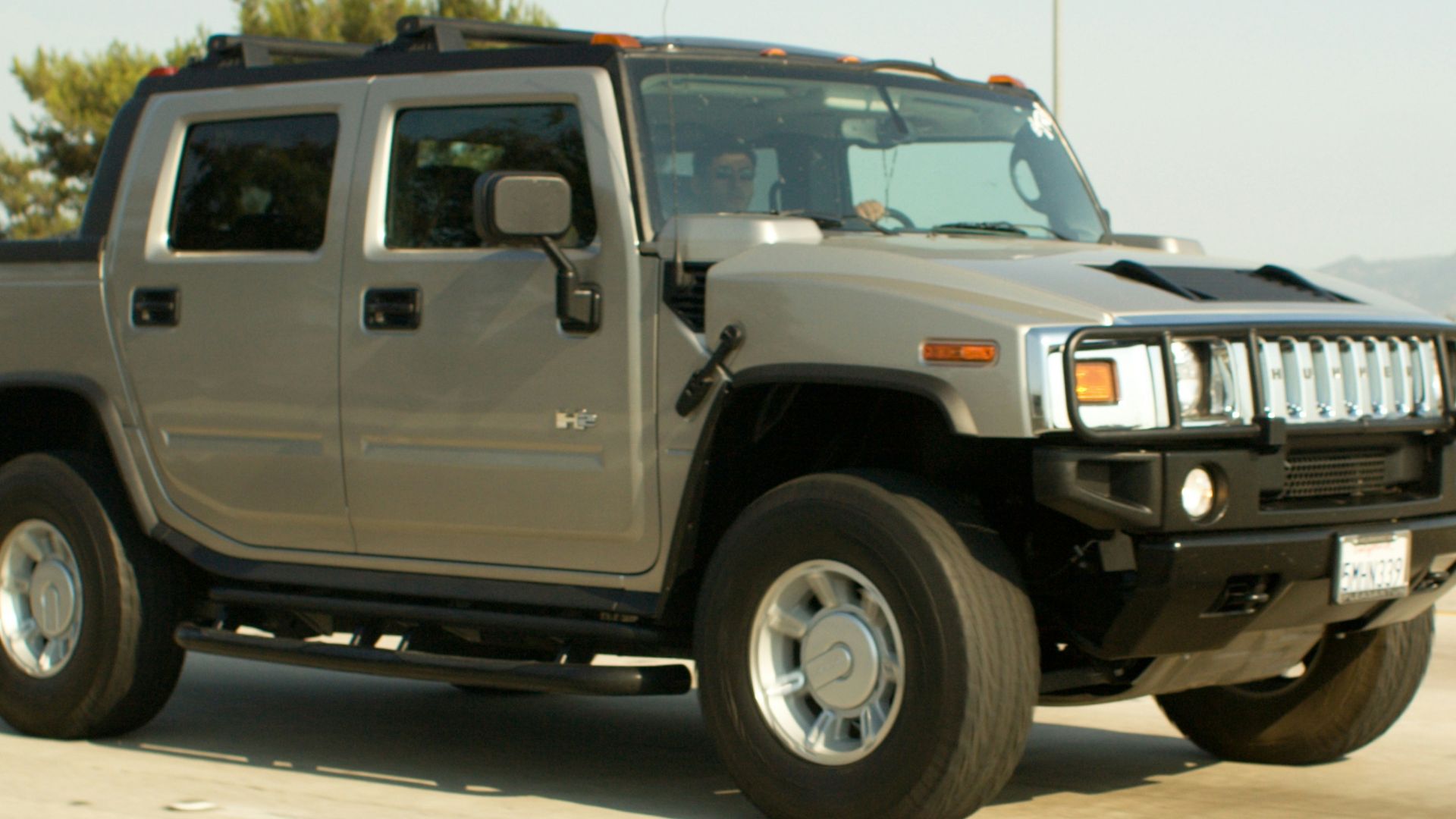 14. Hummer H2
