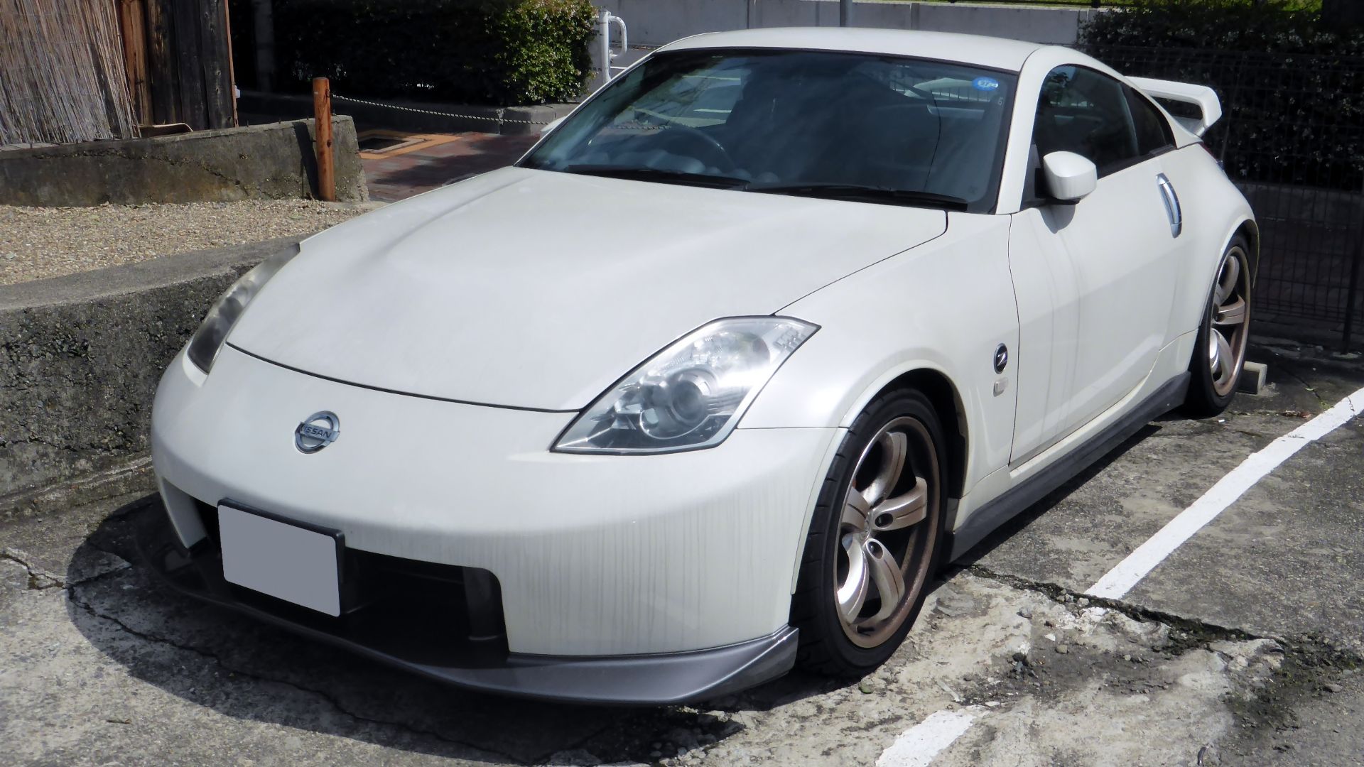 1. La Raw Z (350Z)