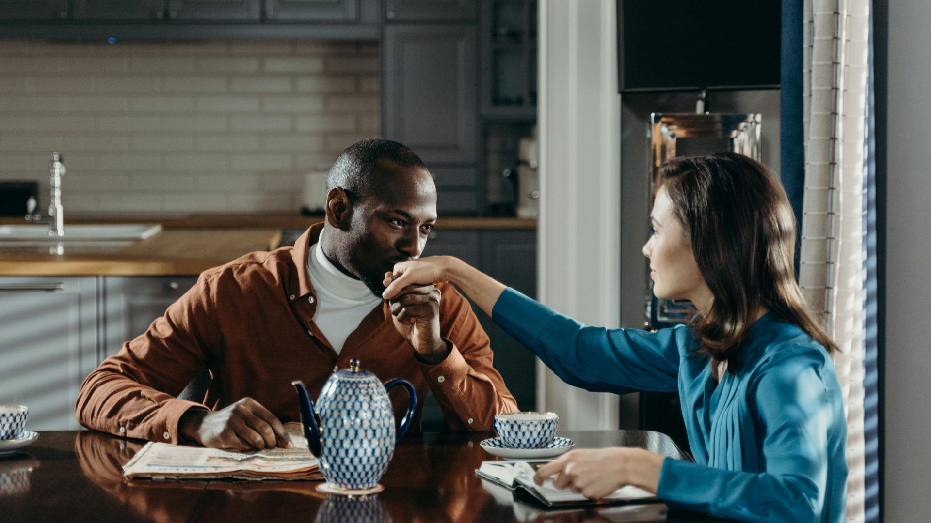 5. Privilégiez les sorties en couple régulières