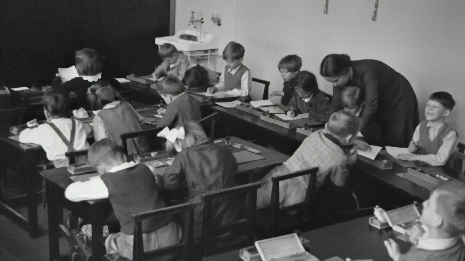 8. Films éducatifs américains sur la Guerre froide