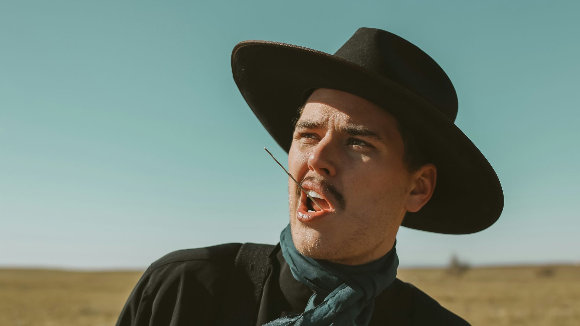 16. 🤠 Visage de chapeau de cow-boy
