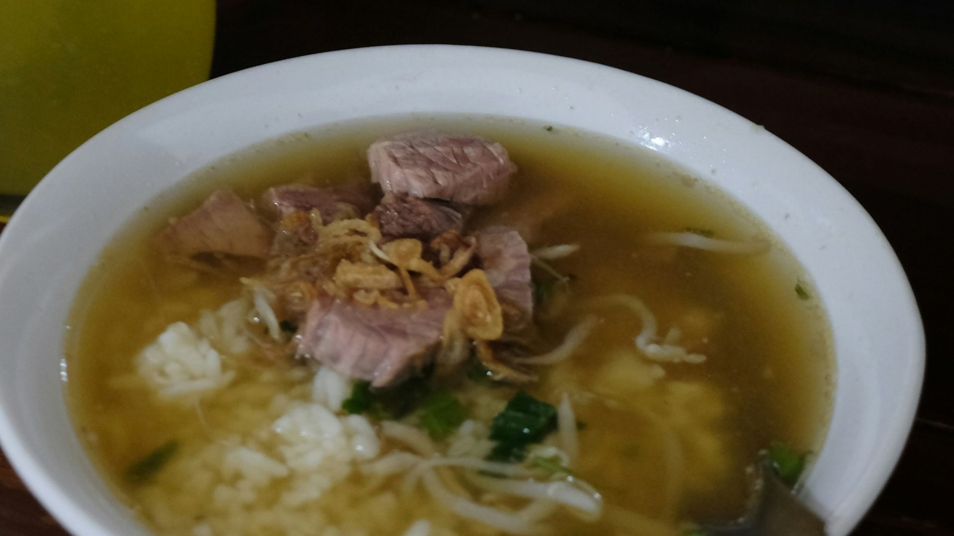 8. Anguille bouillie dans un bouillon épicé
