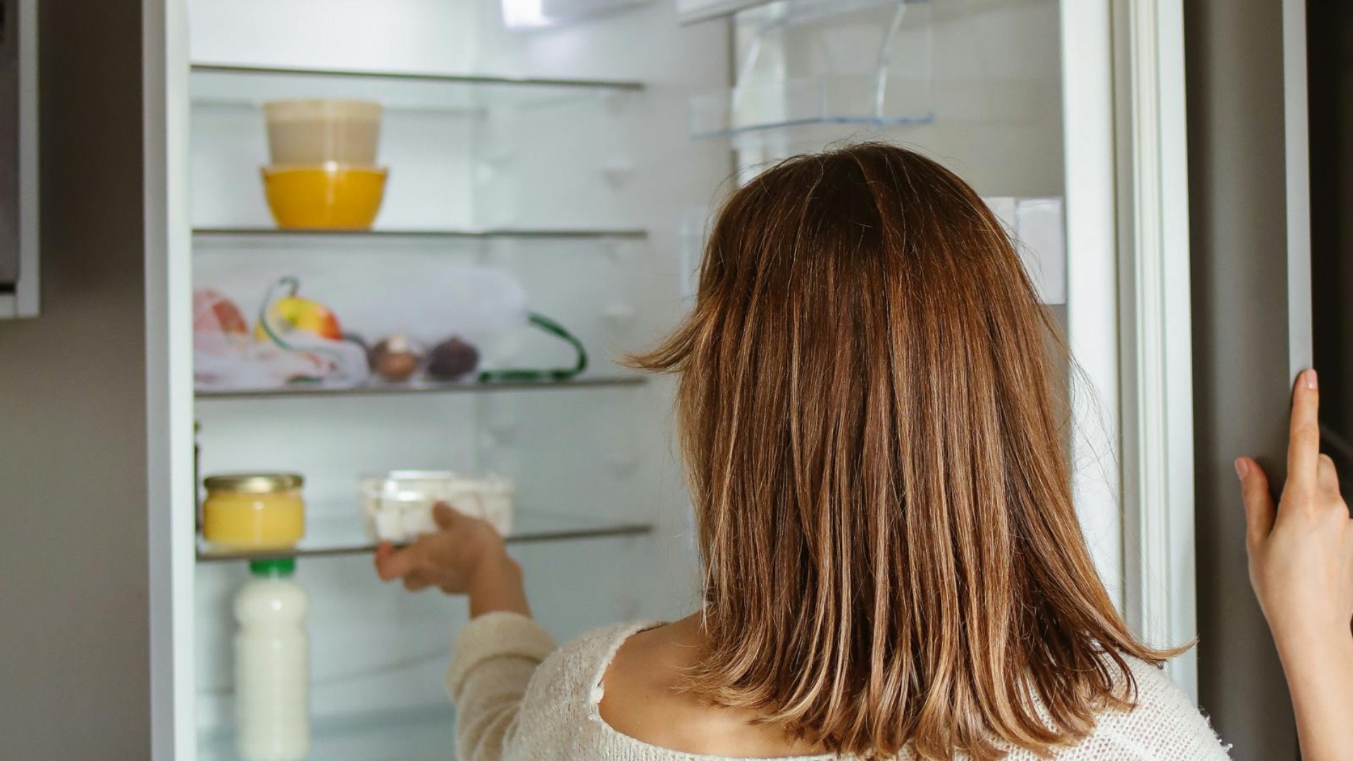 3. Placez les aliments les plus anciens bien en évidence