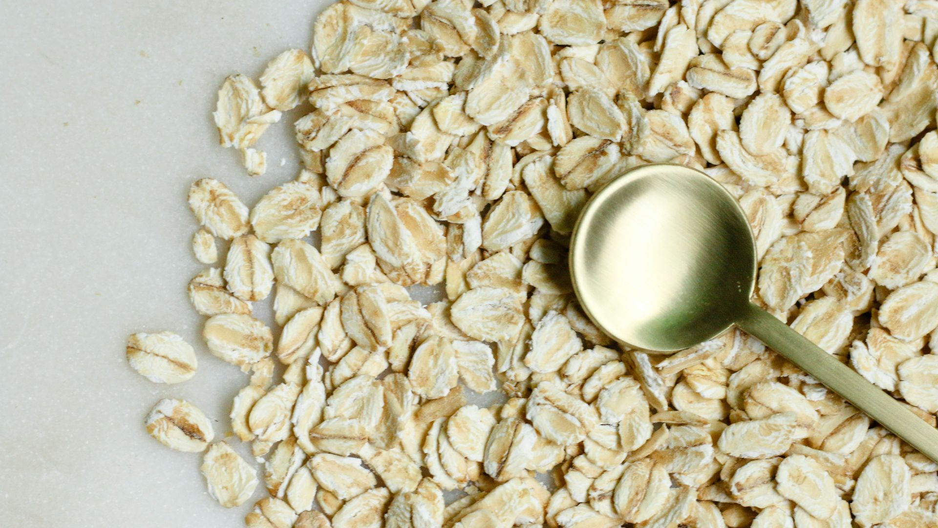 4. L'avoine plutôt que les céréales raffinées sucrées pour le petit-déjeuner