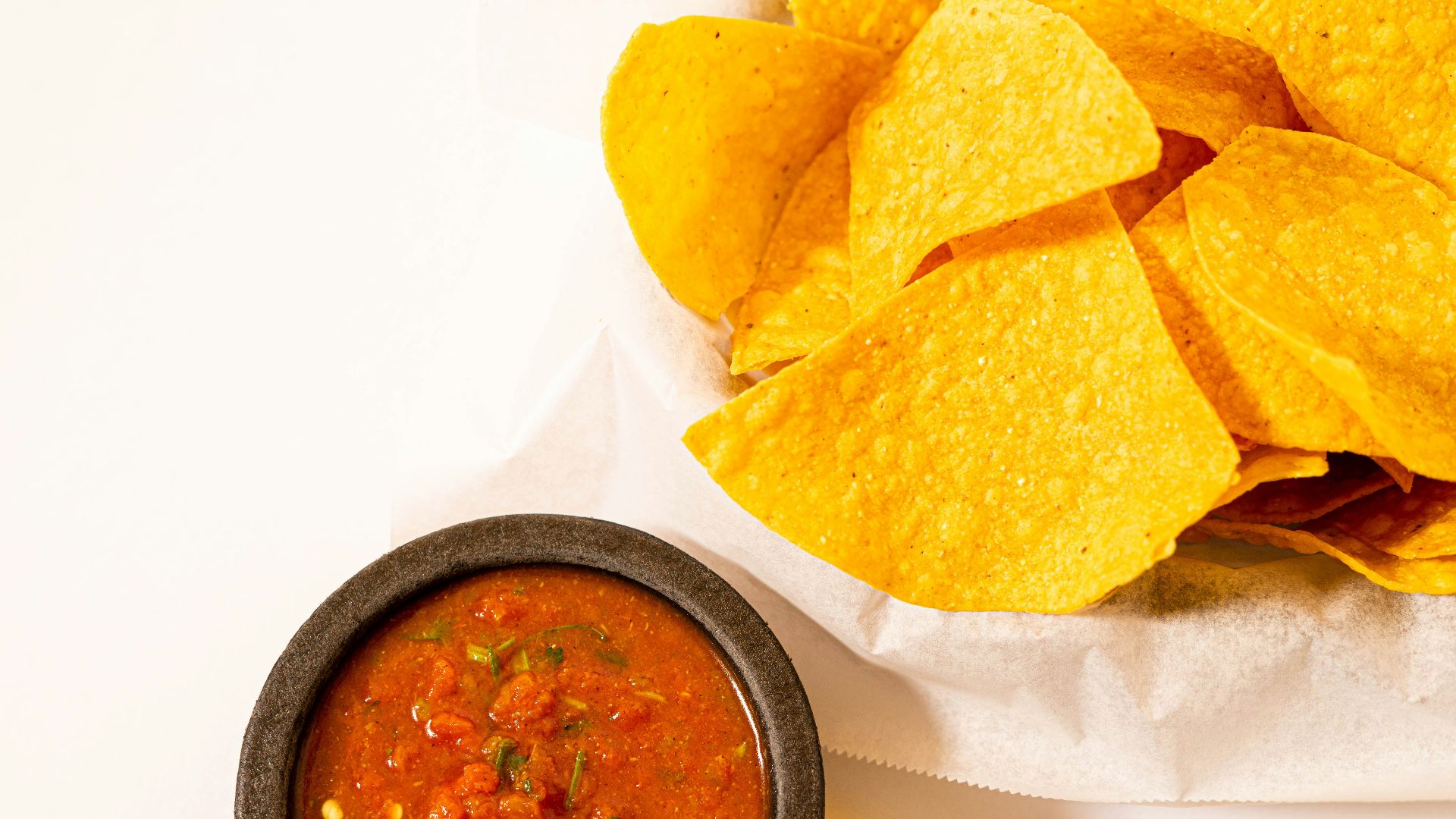 2. Chips et salsa