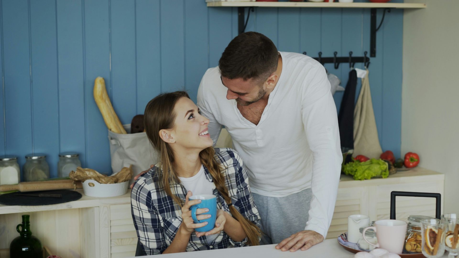 17. Quand il écoute comme si ce qu'elle dit avait vraiment de l'importance