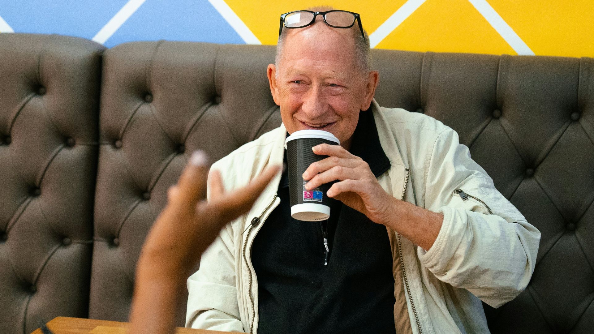 4. Organisez des rencontres hebdomadaires autour d'un café