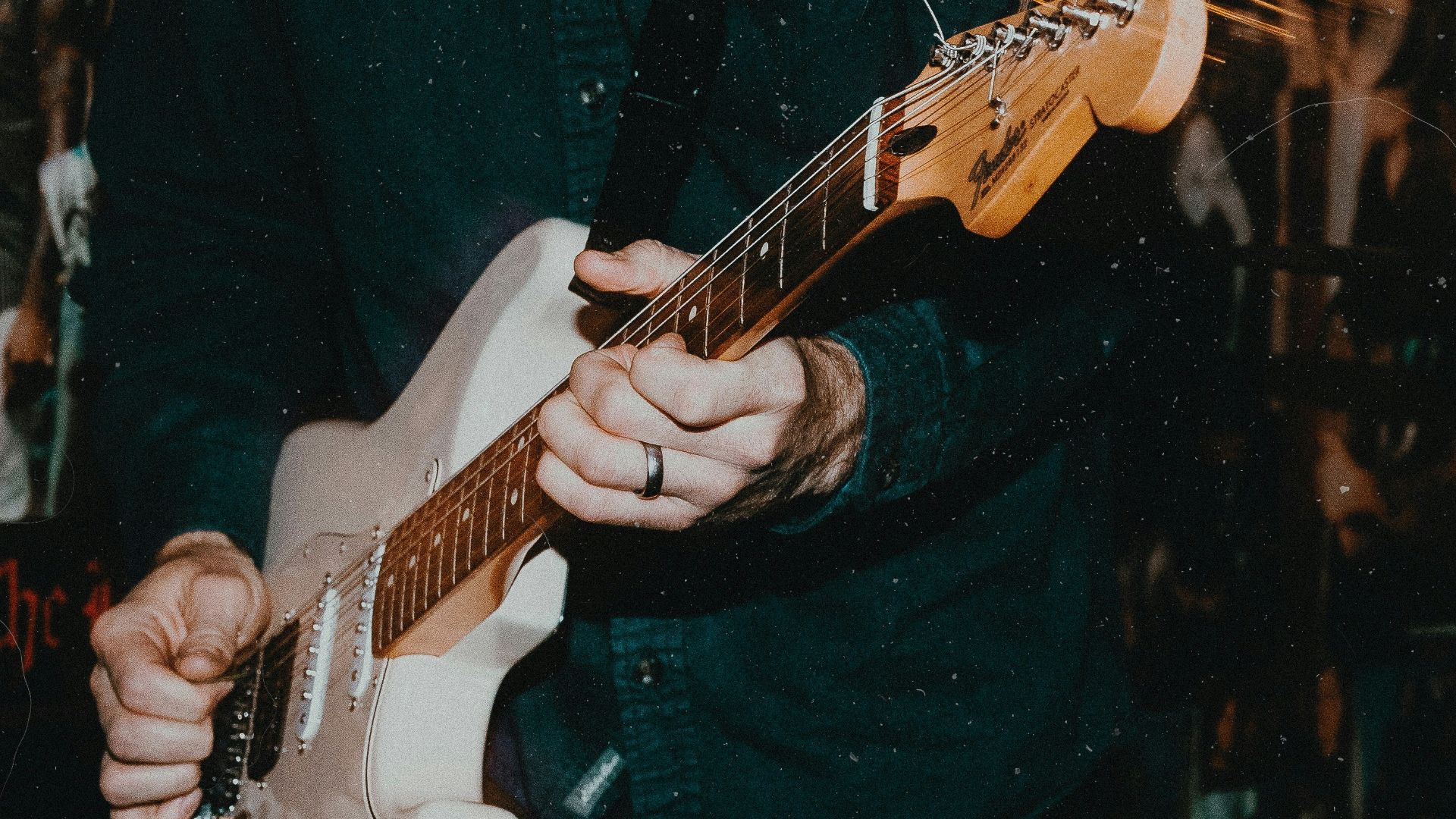 7. La guitare électrique