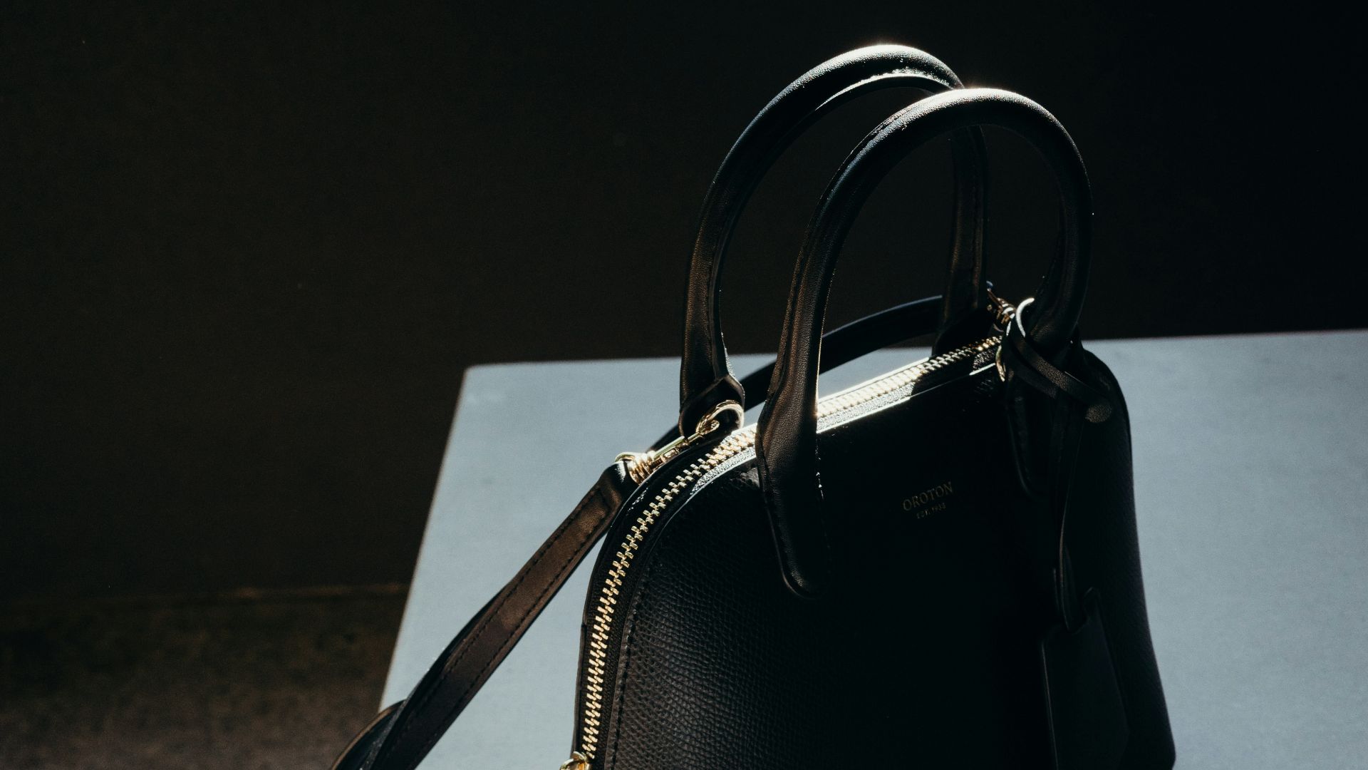 3. Ne laissez pas d'objets personnels sur la table