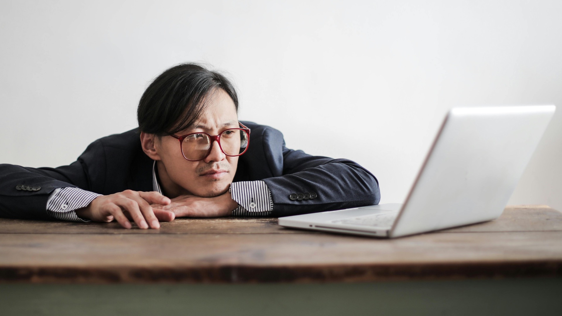 6. Vous effectuez un travail qui ne correspond pas à votre niveau de compétence