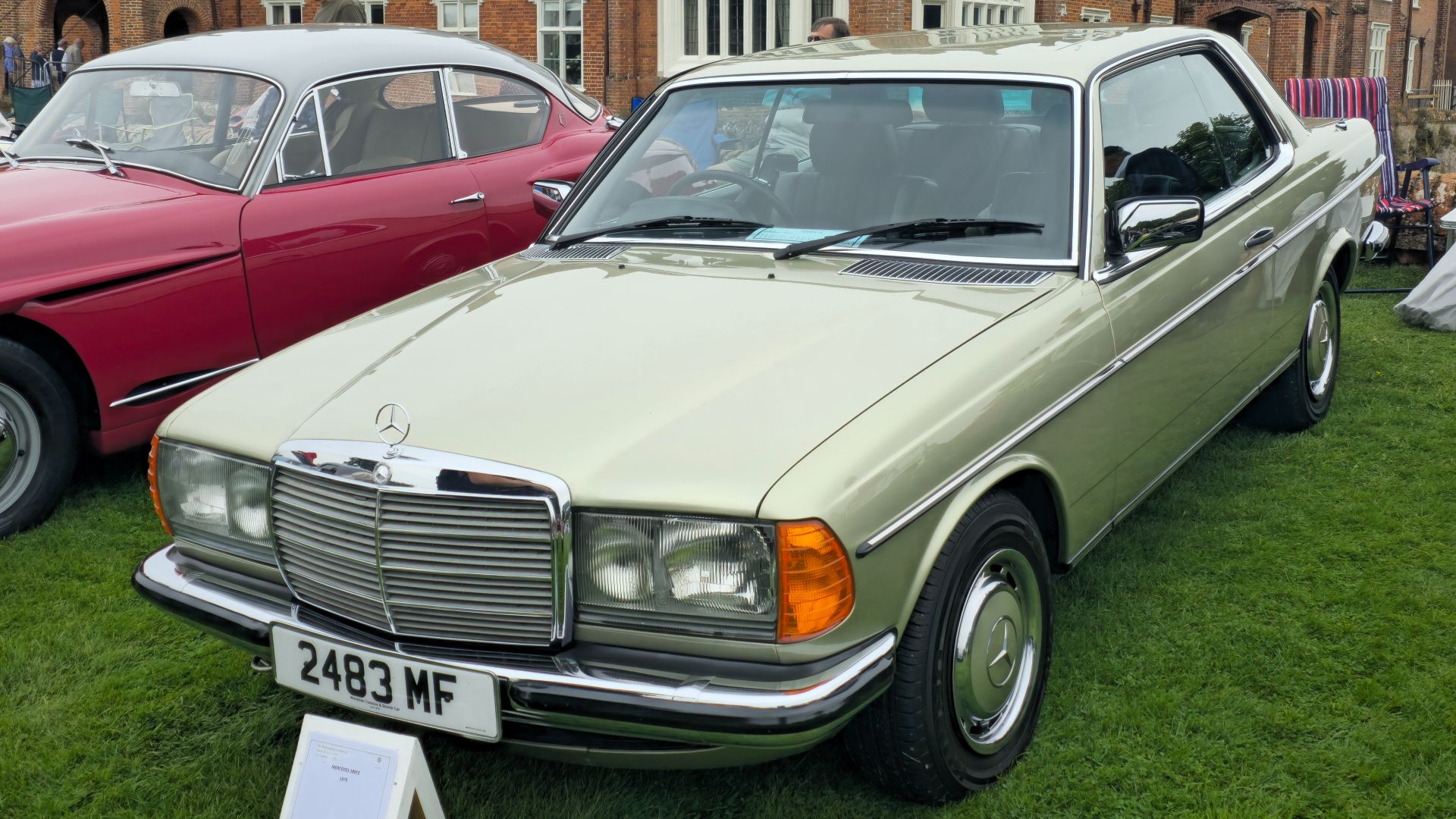 7. Le coupé sans montants (280CE)