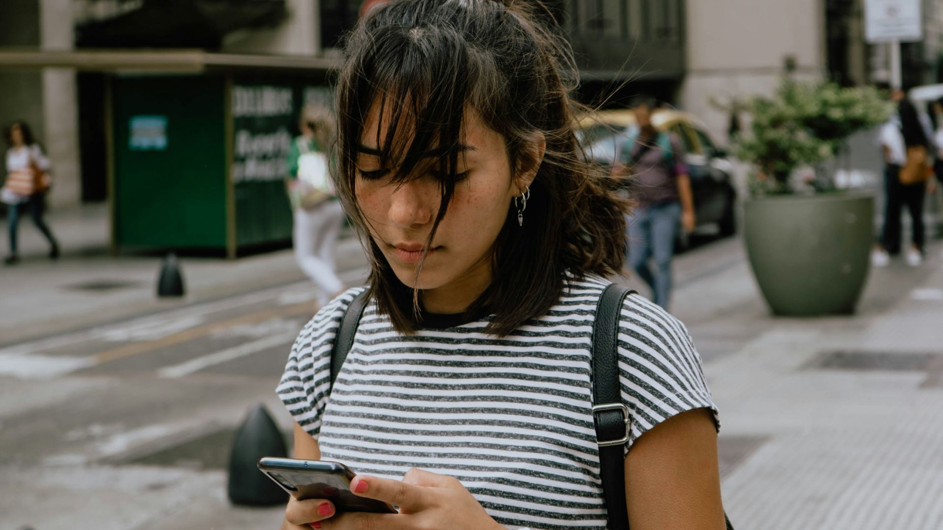 8. Savoir bien engager la conversation