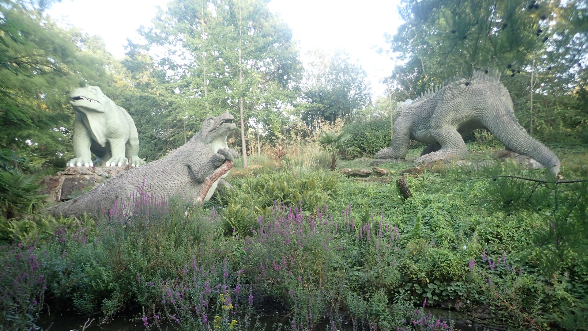 18. Reconstitutions de dinosaures géants