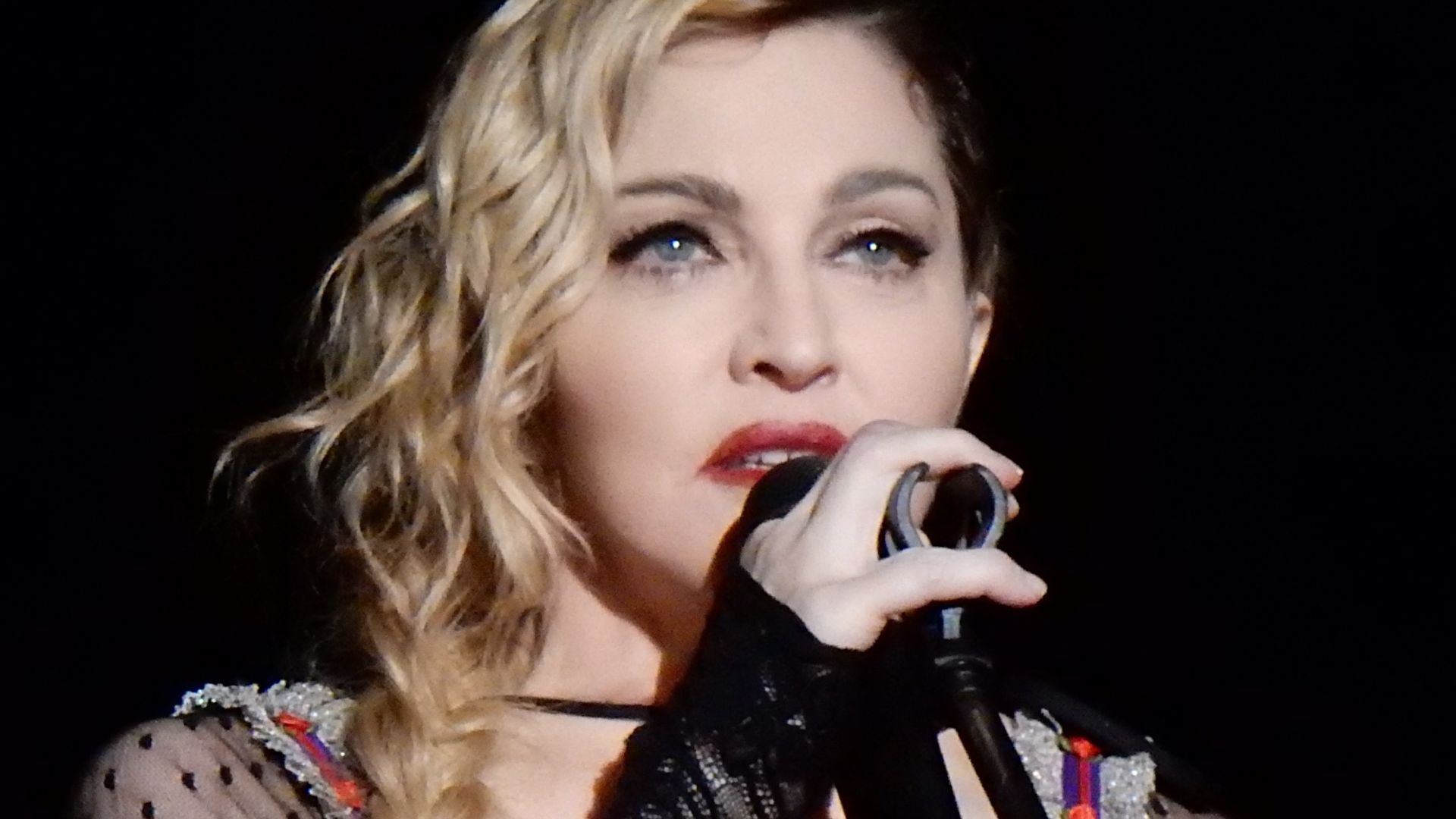 13. La tournée « Blond Ambition » de Madonna