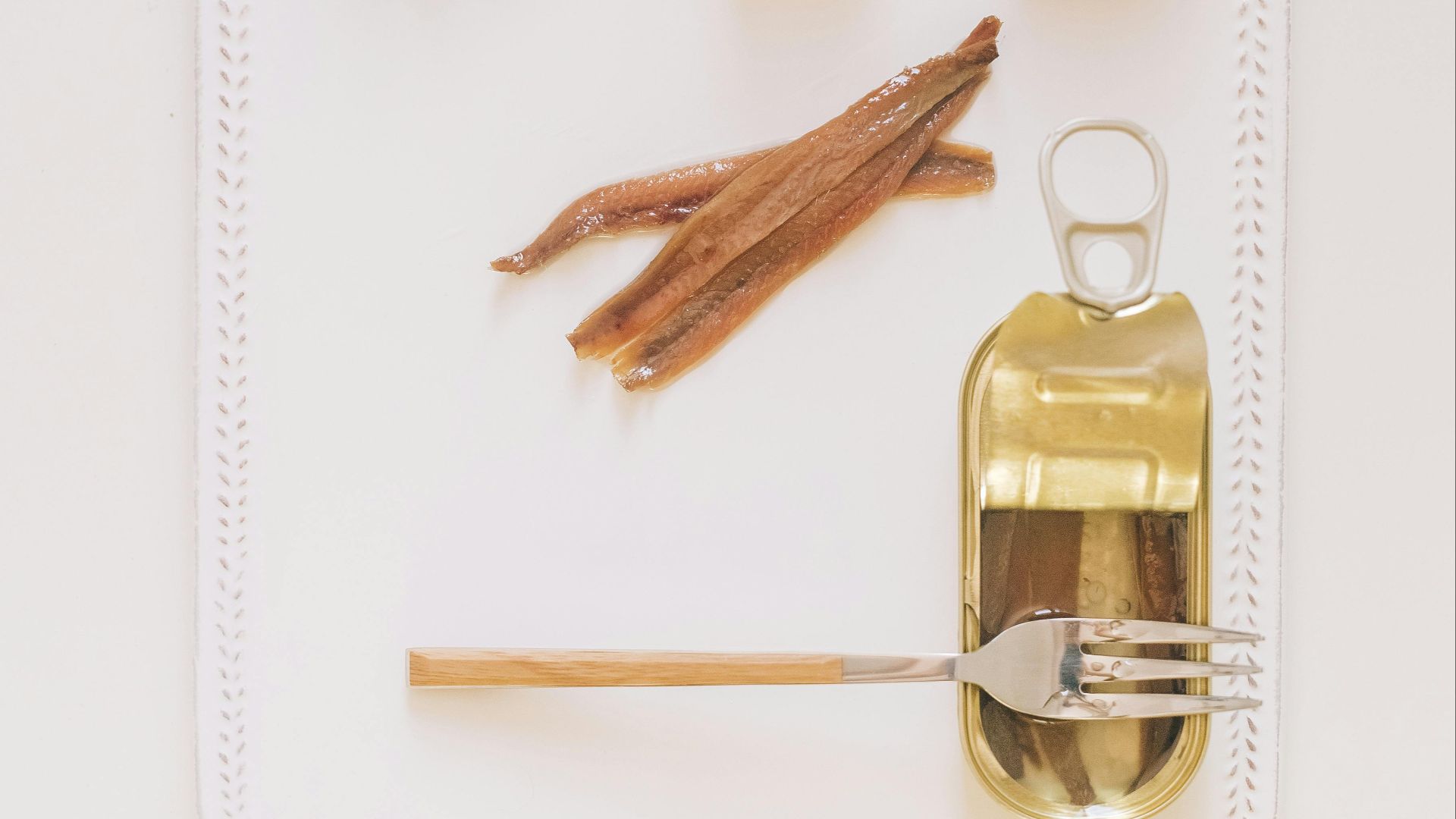 19. Ajouter la pâte d'anchois