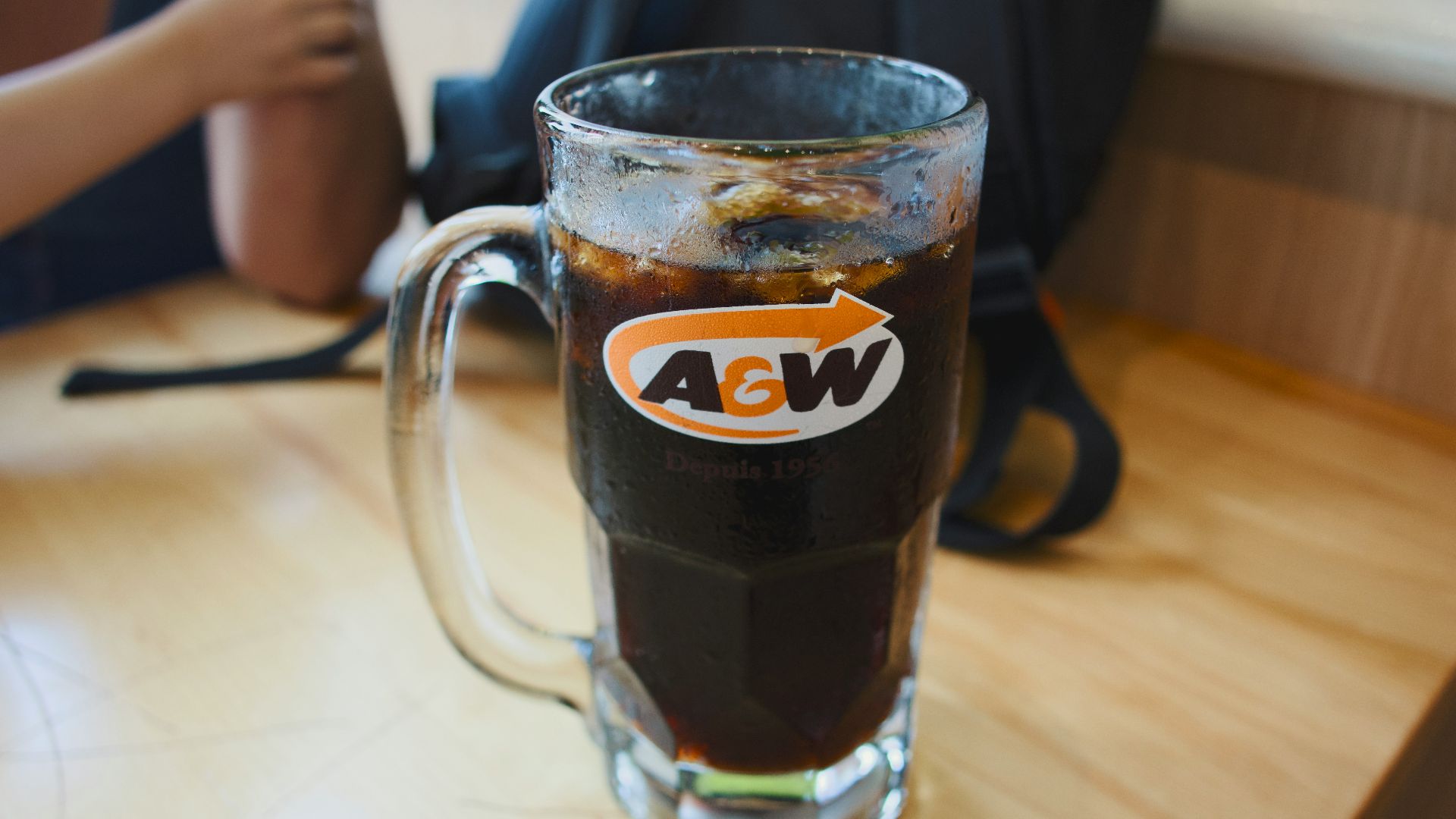 8. A&amp;W ; Root Beer et Cream Soda