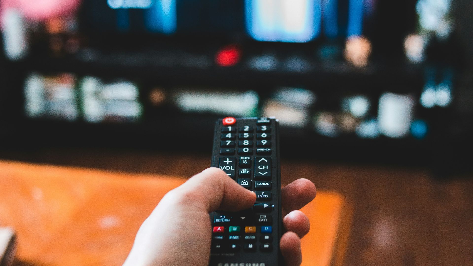 1. Regarder la télé-réalité