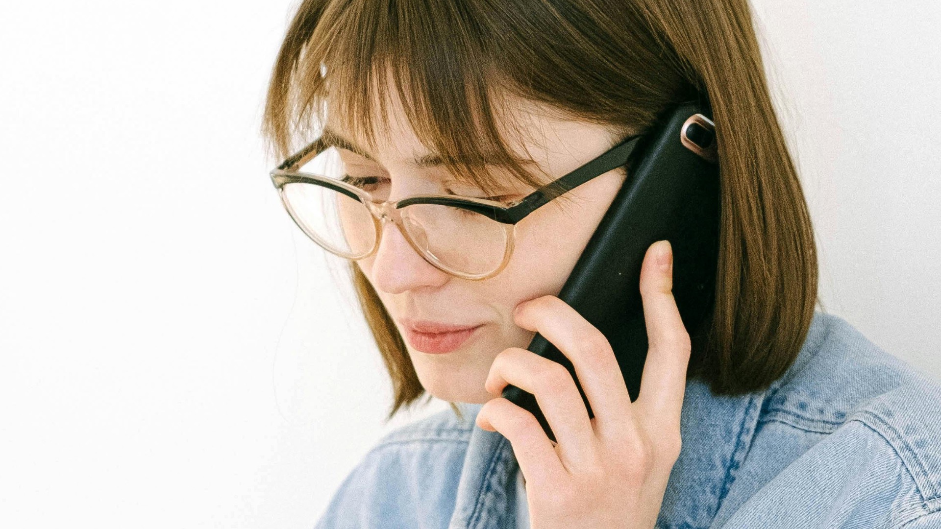 8. Vous réfléchissez trop avant de laisser un message vocal
