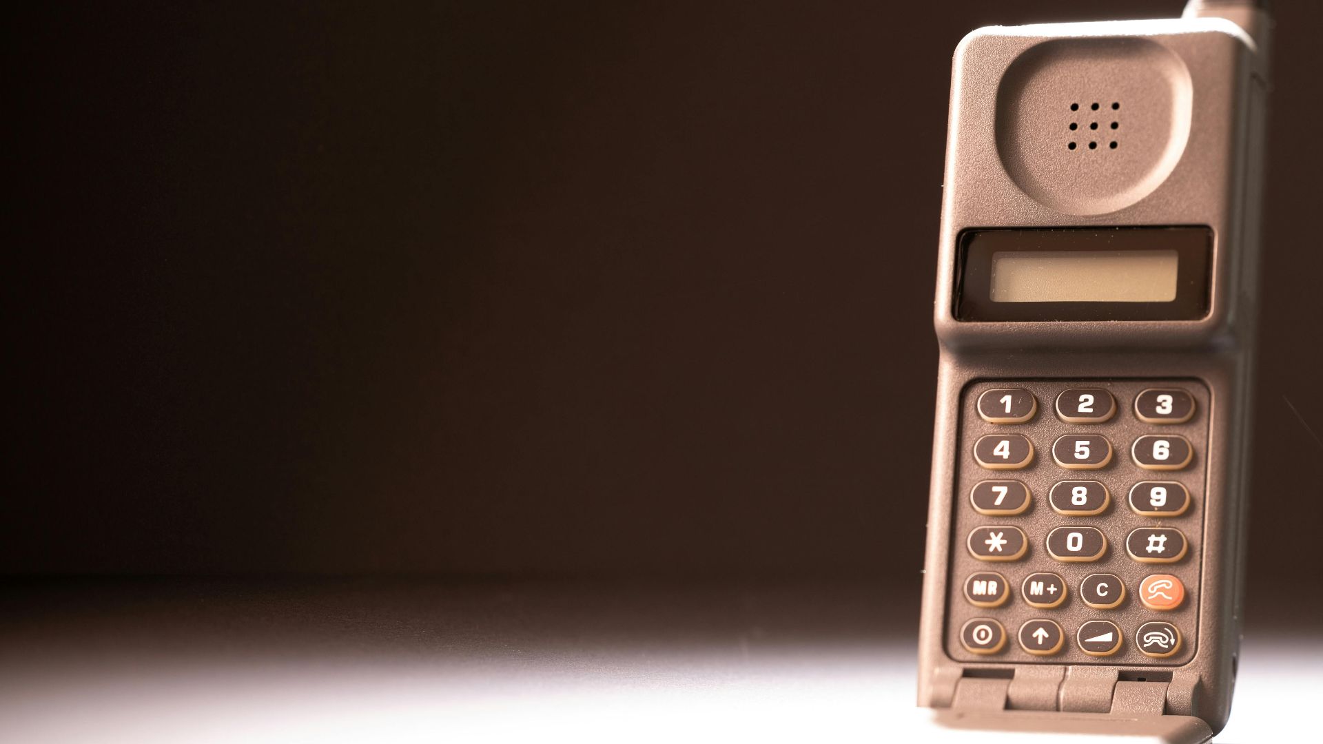 6. Les premiers téléphones mobiles