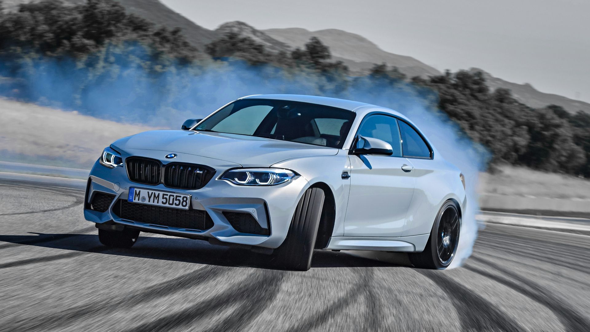 6. BMW M2