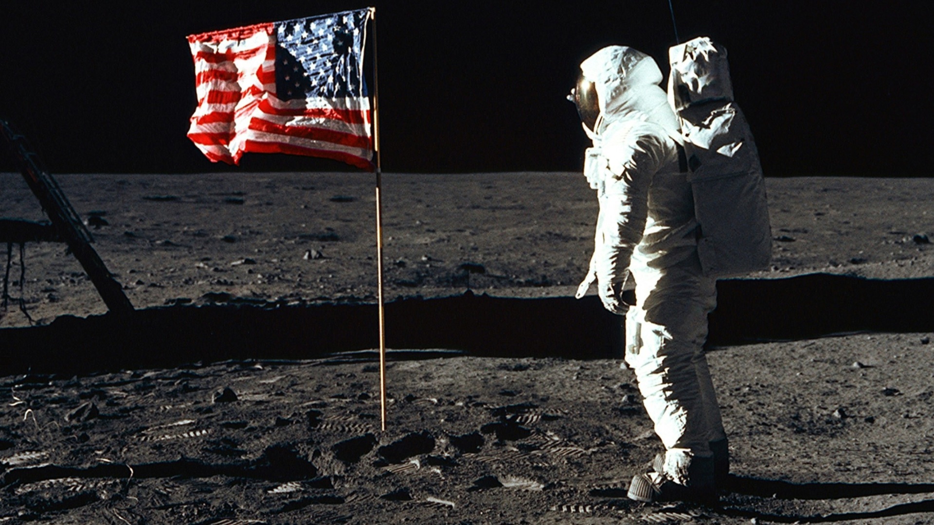 3. Cléopâtre a vécu à une époque plus proche de l'alunissage que de celle de la construction des pyramides