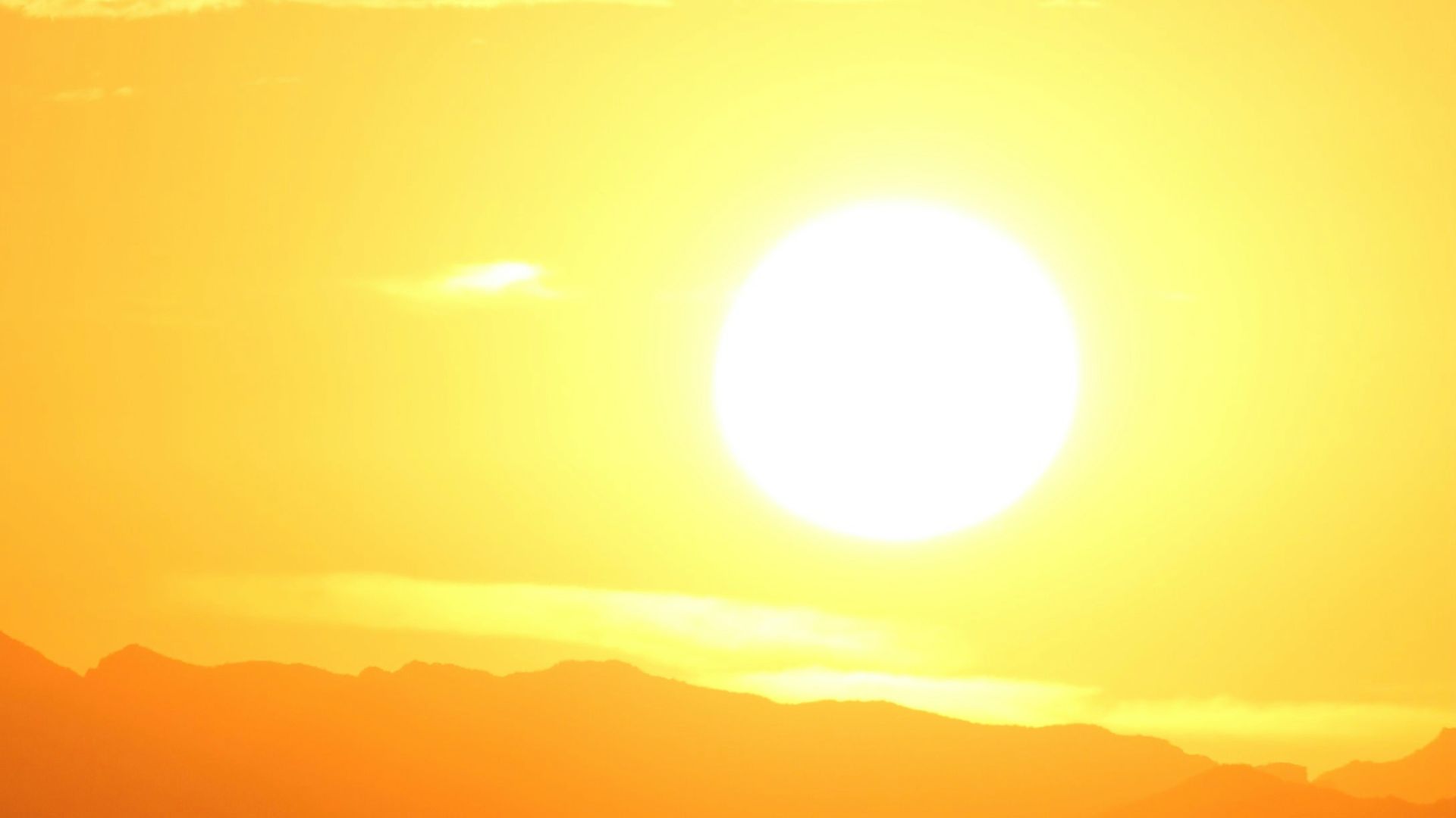 1. De quelle couleur est le soleil ?