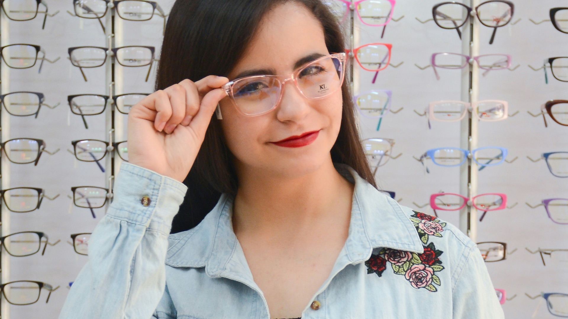 7. Les montures sont devenues un accessoire de mode incontournable.