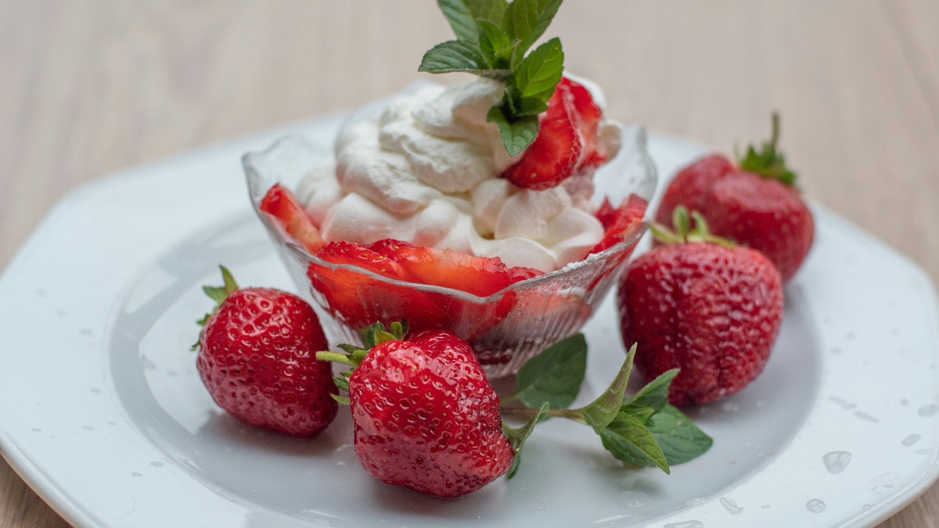 10. Fraises à la crème
