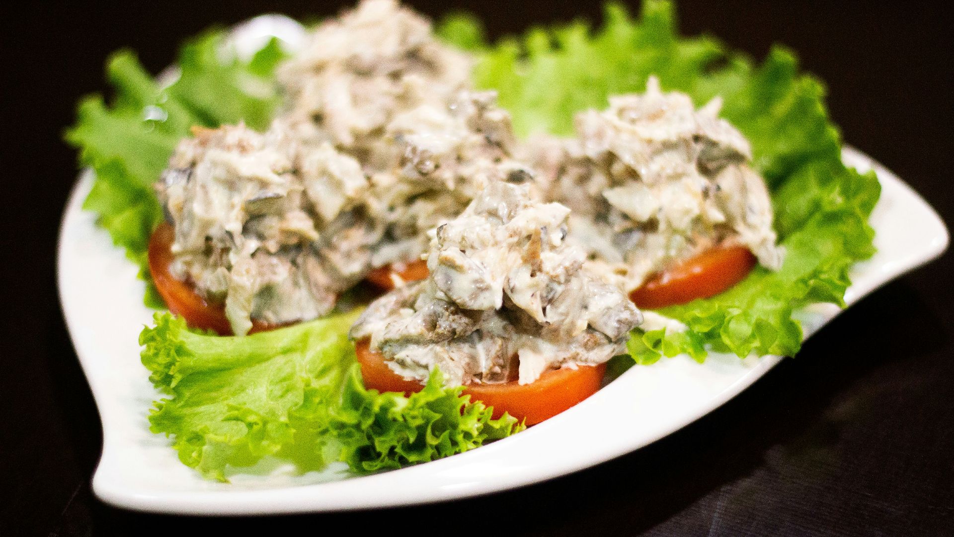 10. Assiette de salade de thon aux légumes