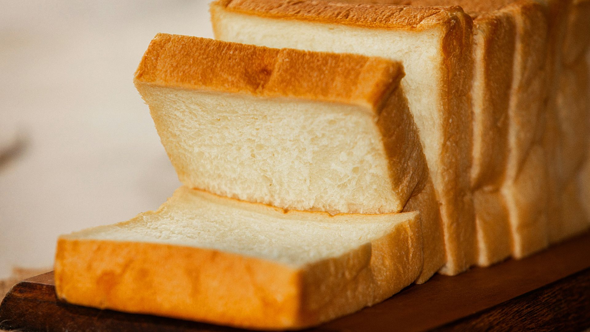 3. Pain blanc grillé