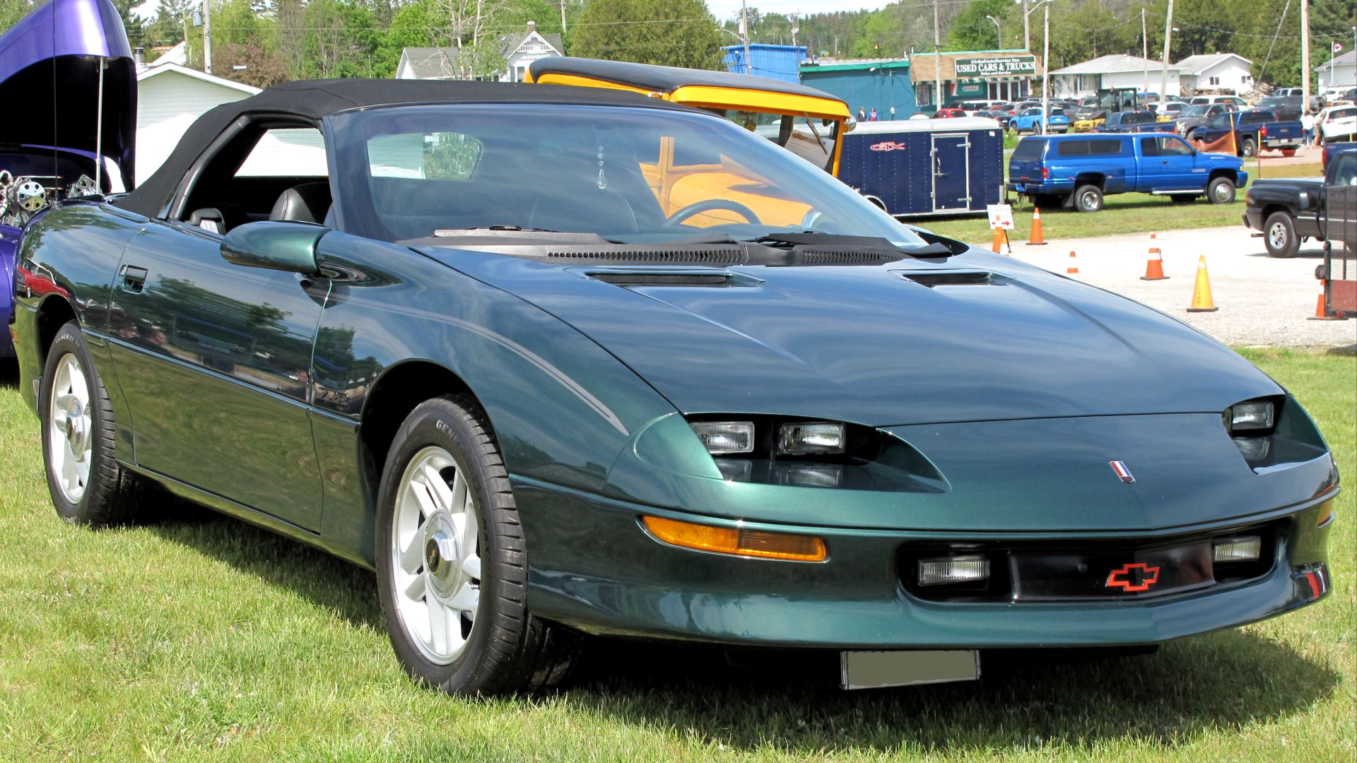 16. Chevrolet Camaro Z28 (quatrième génération)