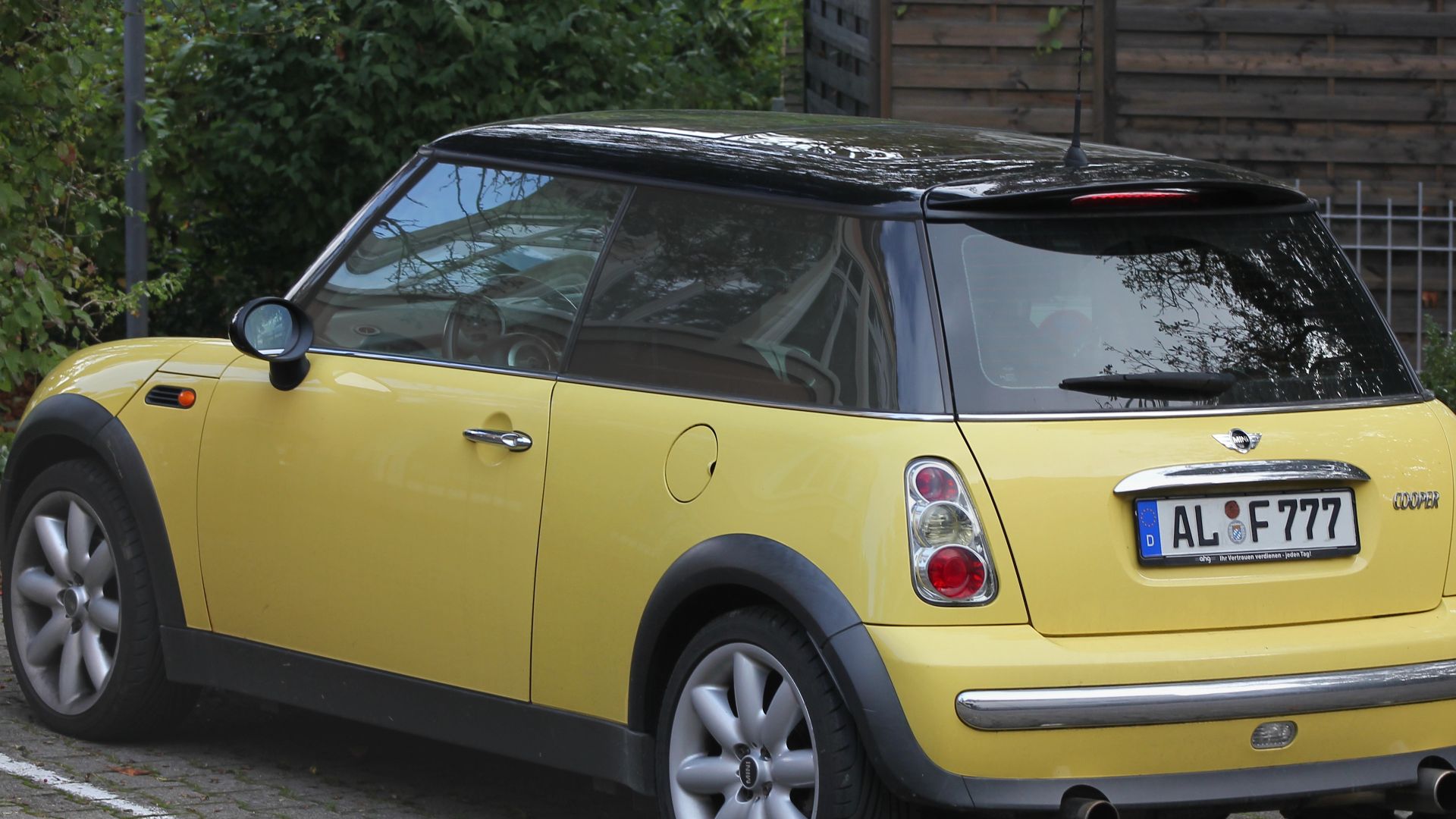 5. La silhouette intemporelle de la Mini Cooper