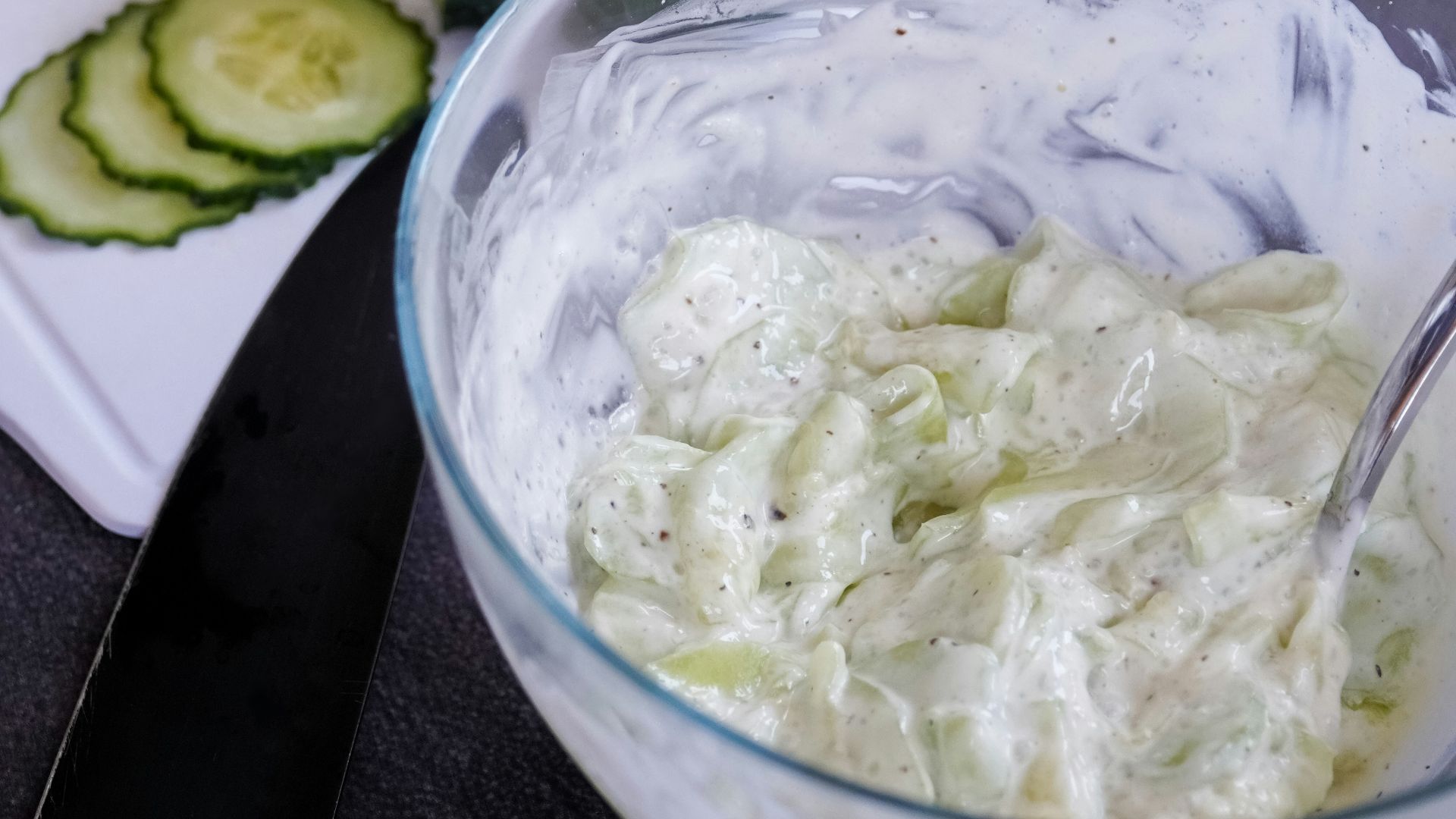 1. Rondelles de concombre à la ricotta aux herbes