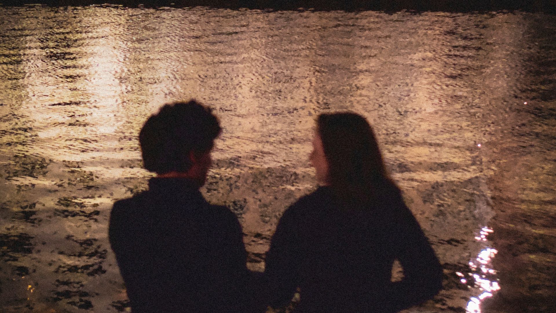 7. Les relations amoureuses peuvent sembler plus compliquées, et non moins