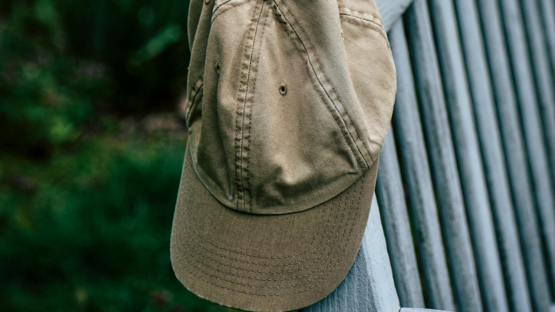 10. Chapeaux tachés ou très usés