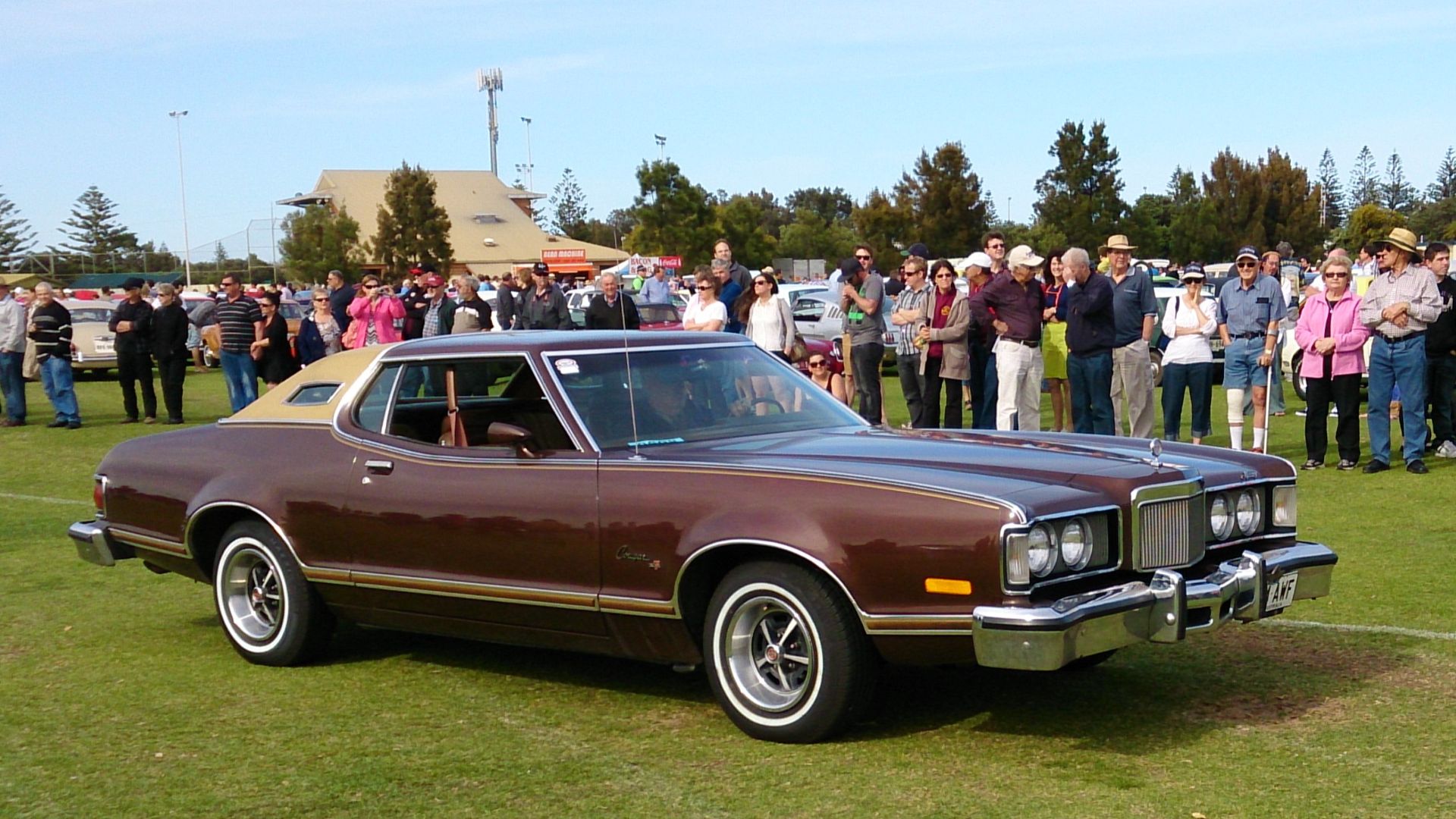 5. Mercury Cougar XR-7 (versions de la fin de la période de la « crise économique »)