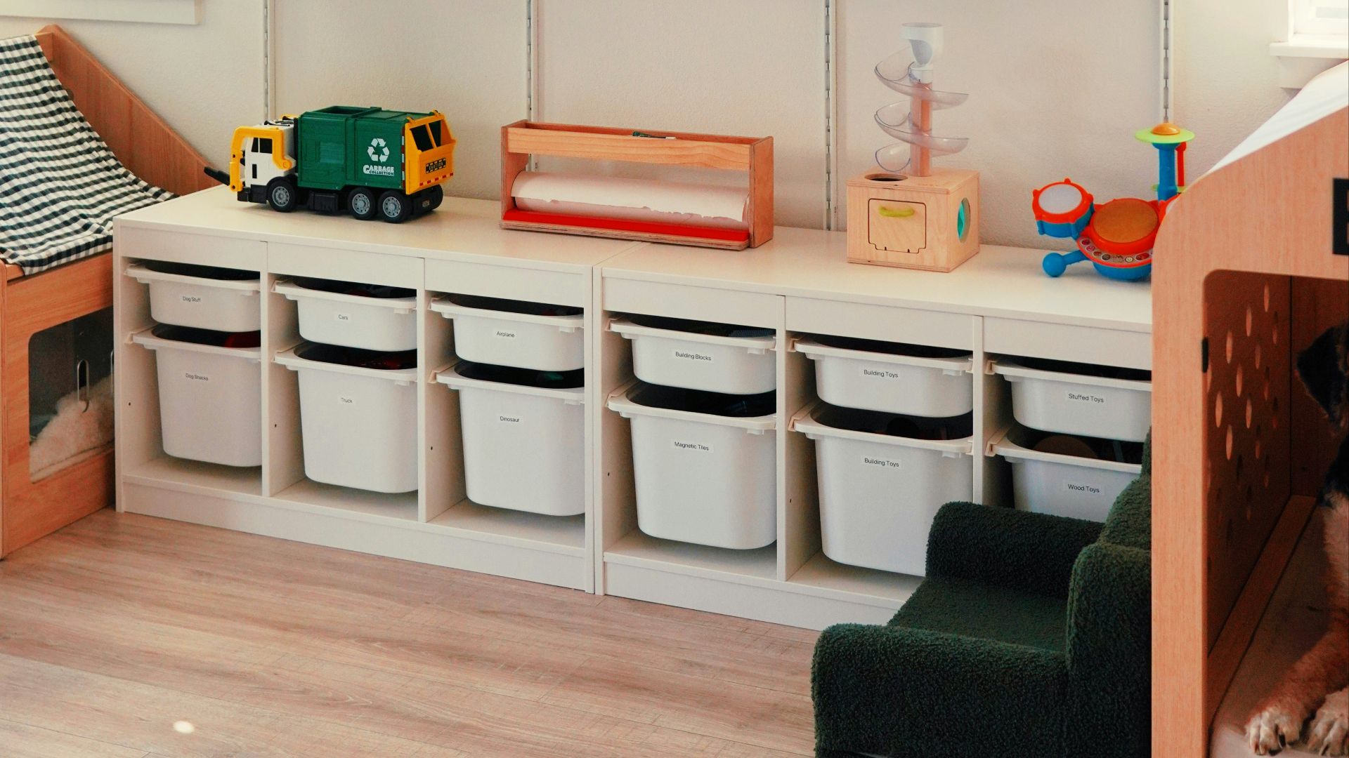 6. Boîtes de rangement assorties