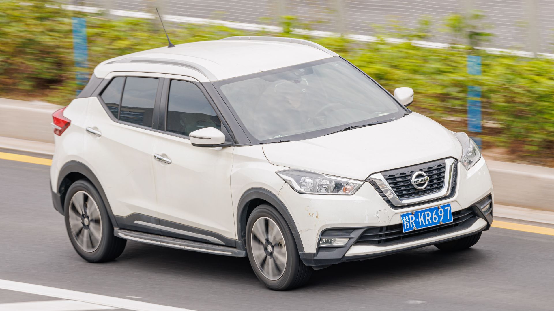 15. Nissan Kicks