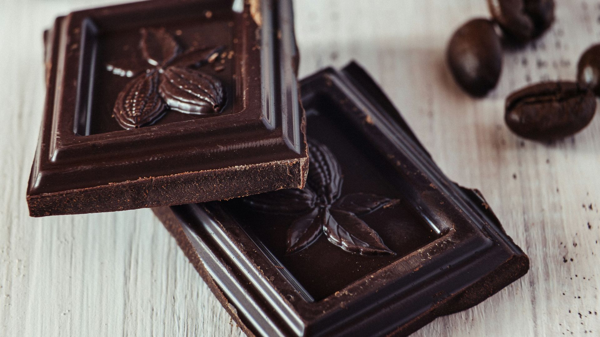 9. Le chocolat noir pour ses bienfaits liés aux flavonoïdes