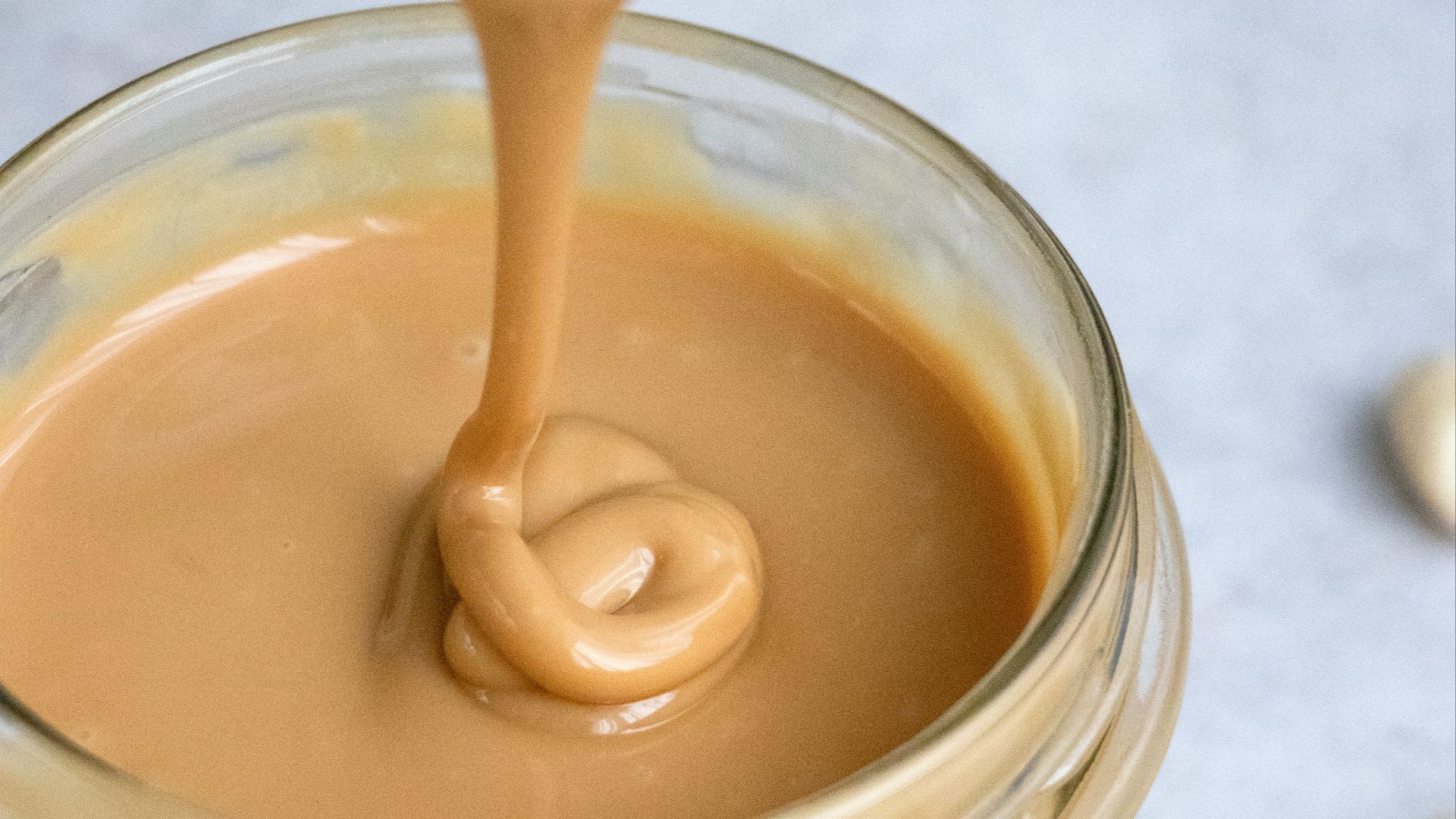 16. Sauce au beurre de cacahuète