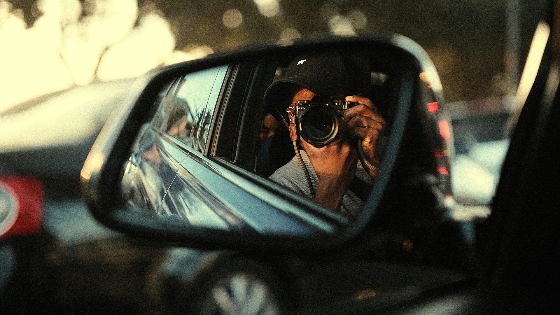 20. La chanson dans la voiture, la nuit