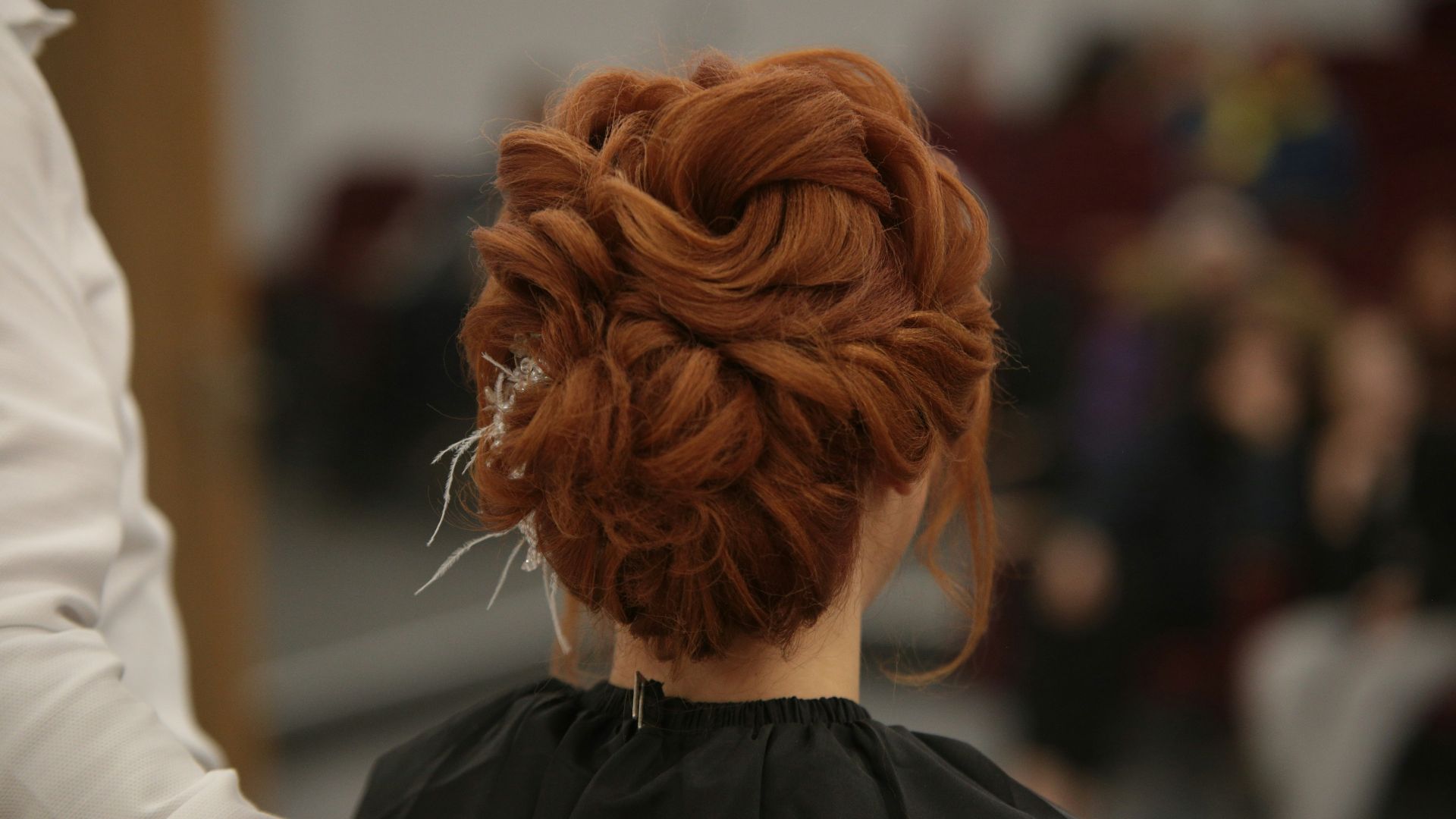 4. Chignon français