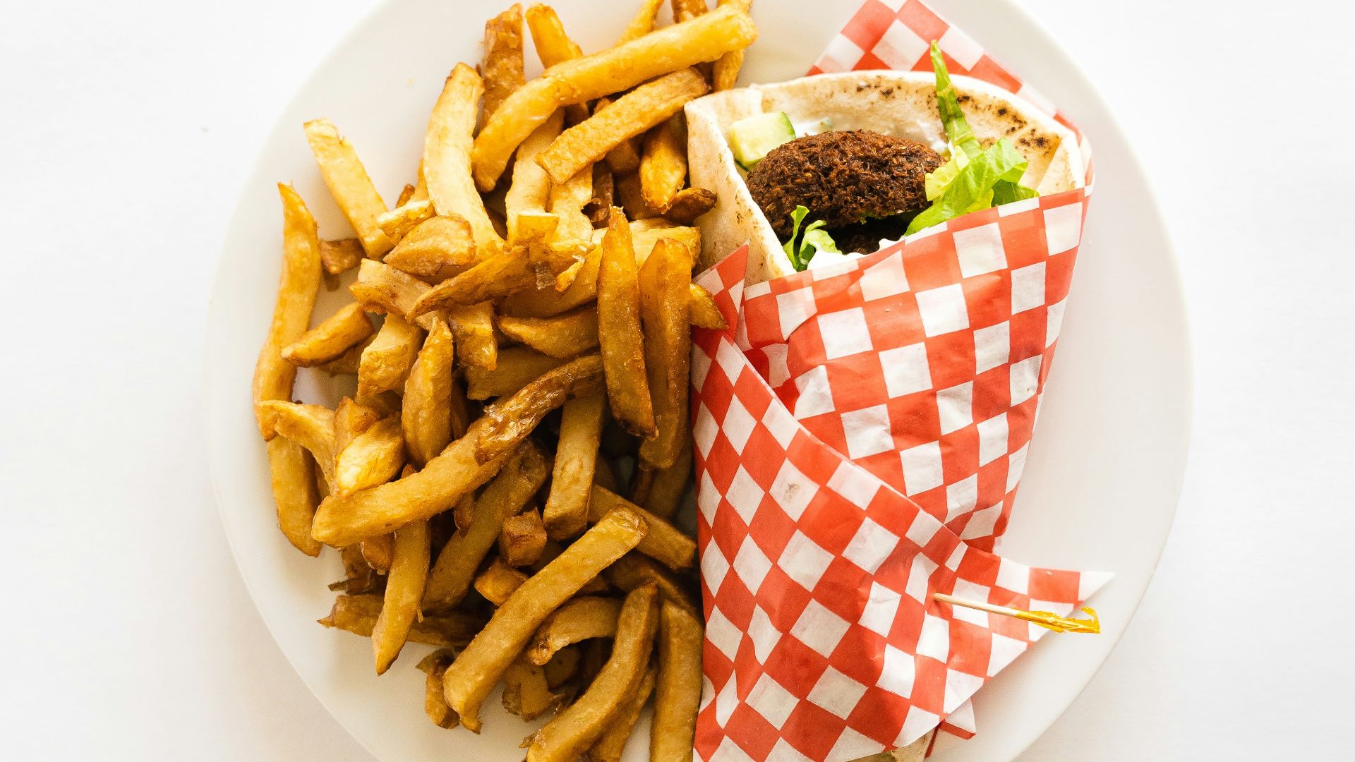 7. Wrap au falafel (Moyen-Orient)