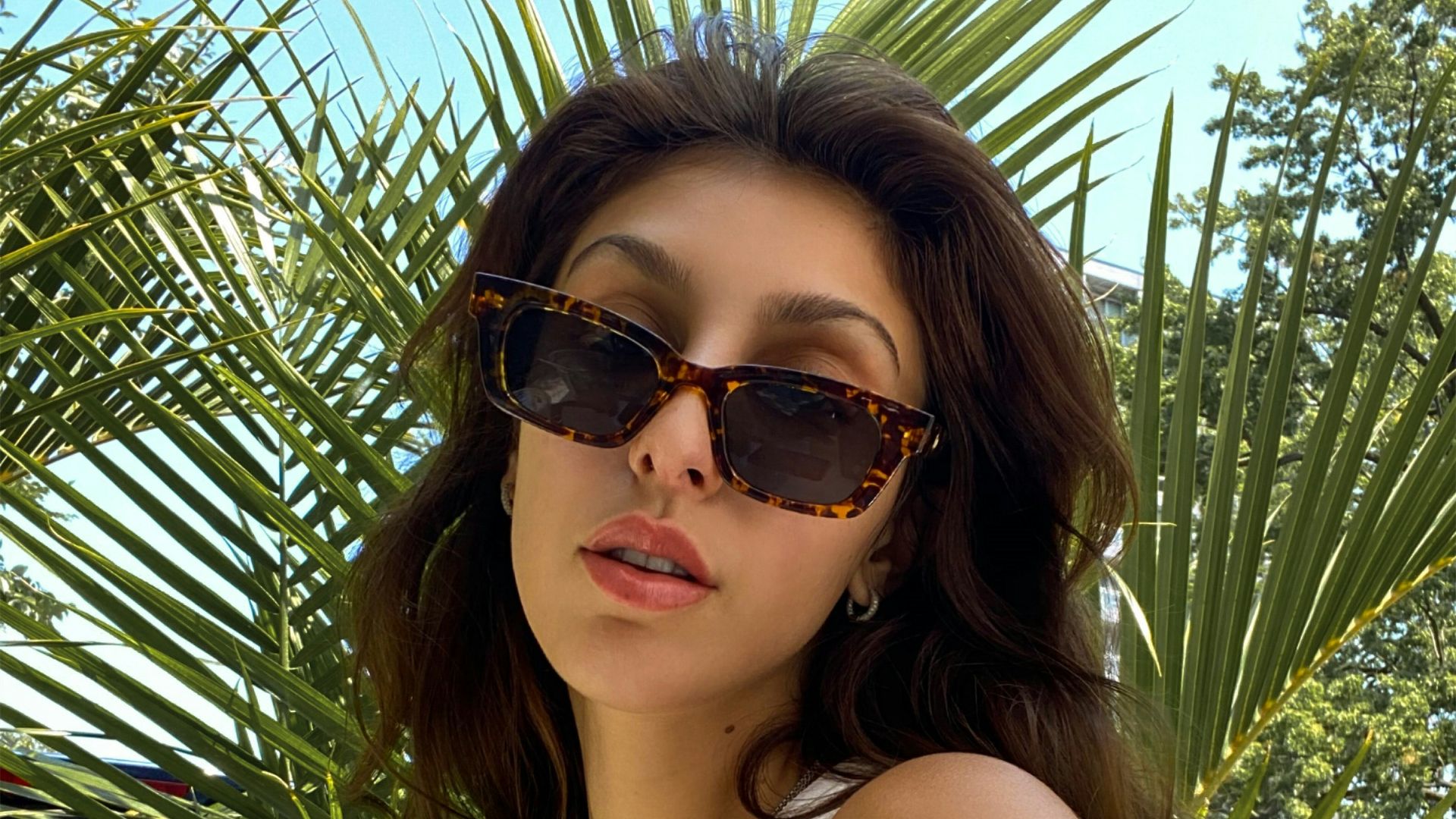 4. Lunettes de soleil « œil de chat »