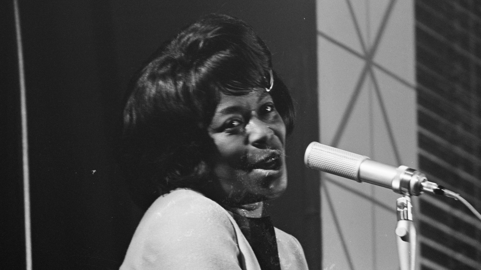 13. Sarah Vaughan