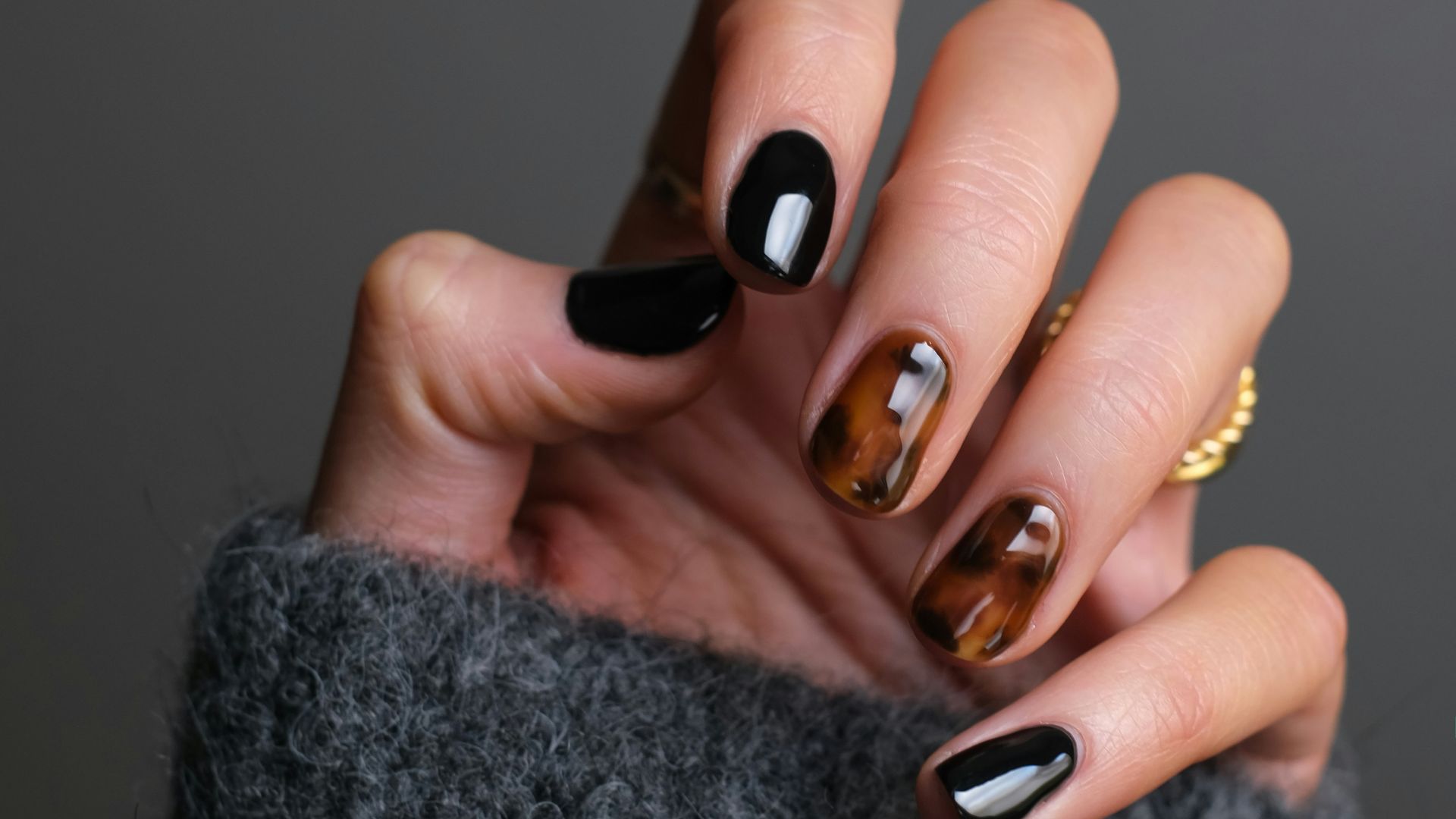 18. Vernis à ongles