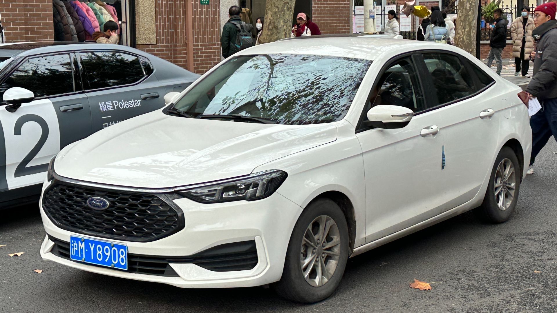 10. La Budget Compact (Ford Escort)